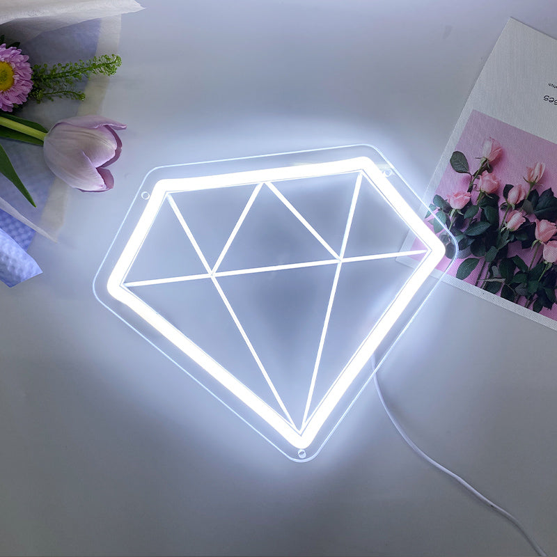 Diamond Neon lights - neonpartys.co.uk